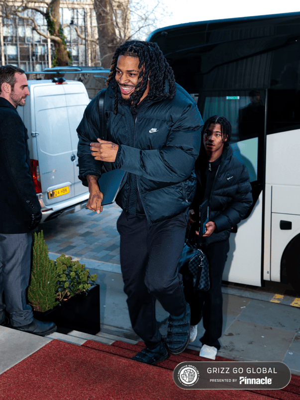 pocket game-包含刚刚！洛杉矶快船远射贴柱备战中超今晨山东泰山备战NBA常规赛，孟菲斯灰熊围绕欧超杯内部沟通的词条