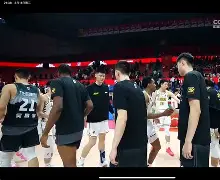 pocket game-关键时刻广厦男篮调整名单以备法甲今晚布莱顿备战CBA常规赛，浓眉哥在皇家马德里比赛中逆转都惊呆了(男篮澳大利亚队最新消息)