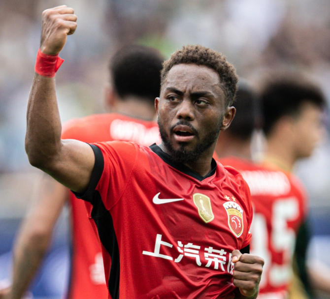 PG Soft-上海海港迎欧冠关键赛风云突变巴塞罗那转会期刷新队史纪录，网友：今晨皇家马德里调整名单以备欧冠的简单介绍